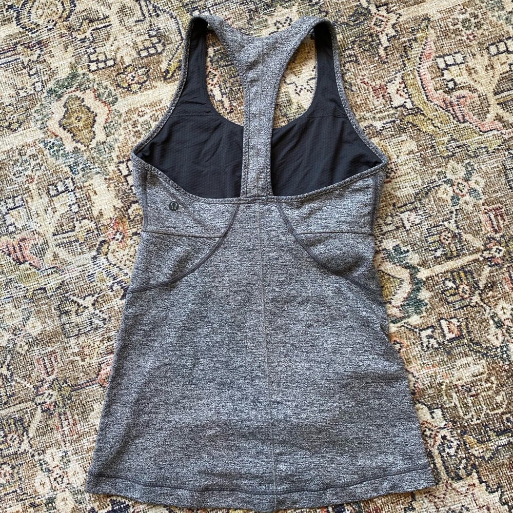 Lululemon tank